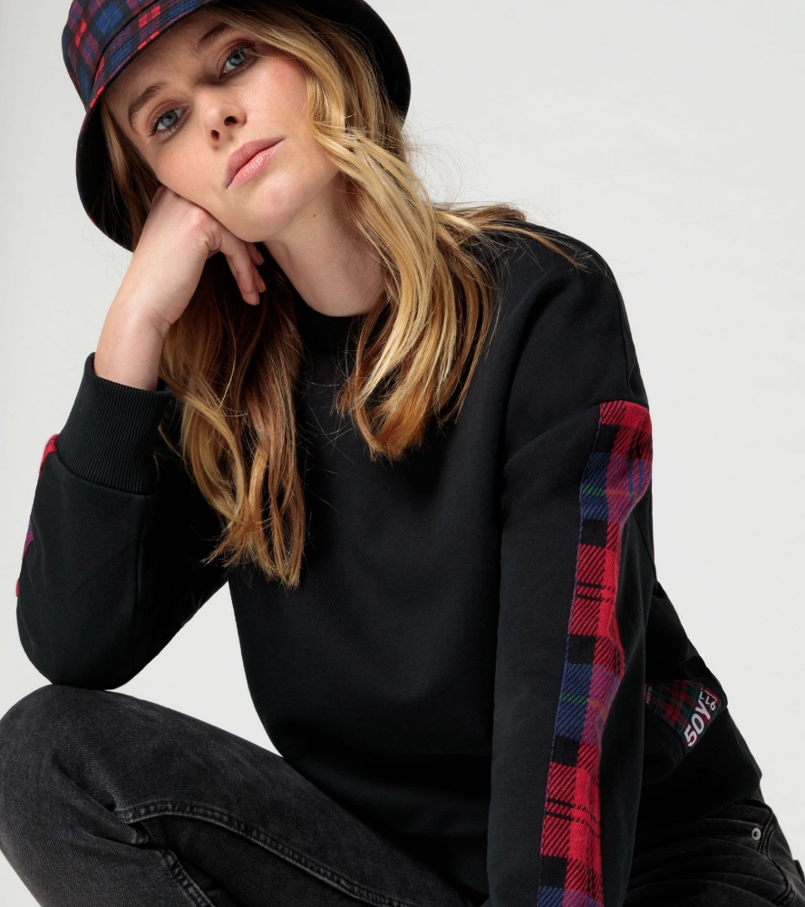 Picture of Women's Sweatshirt from Turbo No.1 Collection