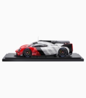 Picture of Porsche 919 Street Weissach Package – Limited Edition 1:18