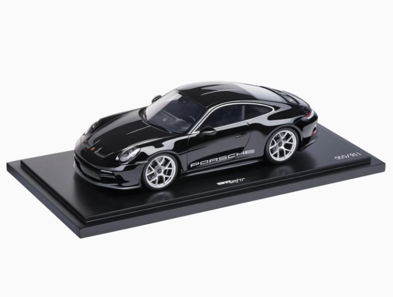 Picture of Porsche 911 S/T (992) 1:18 – Limited Edition