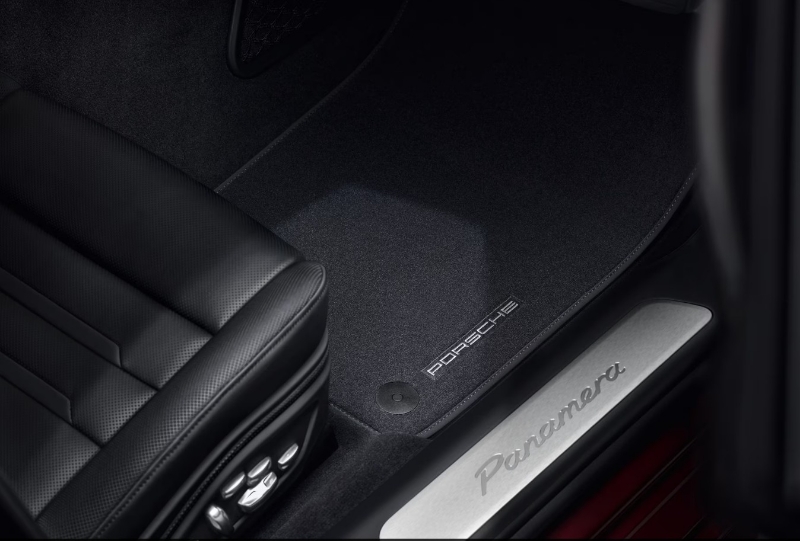 Picture of Floor Mats with Nubuk Surround