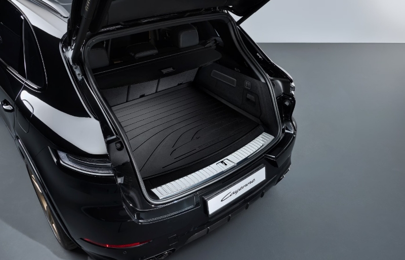 Picture of Luggage Compartment Liner, Flat, for E3 Cayenne E-Hybrid Vehicles